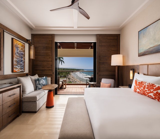 Ocean Front Deluxe Room Lanai View