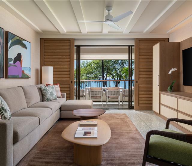 Beachfront Deluxe Suite